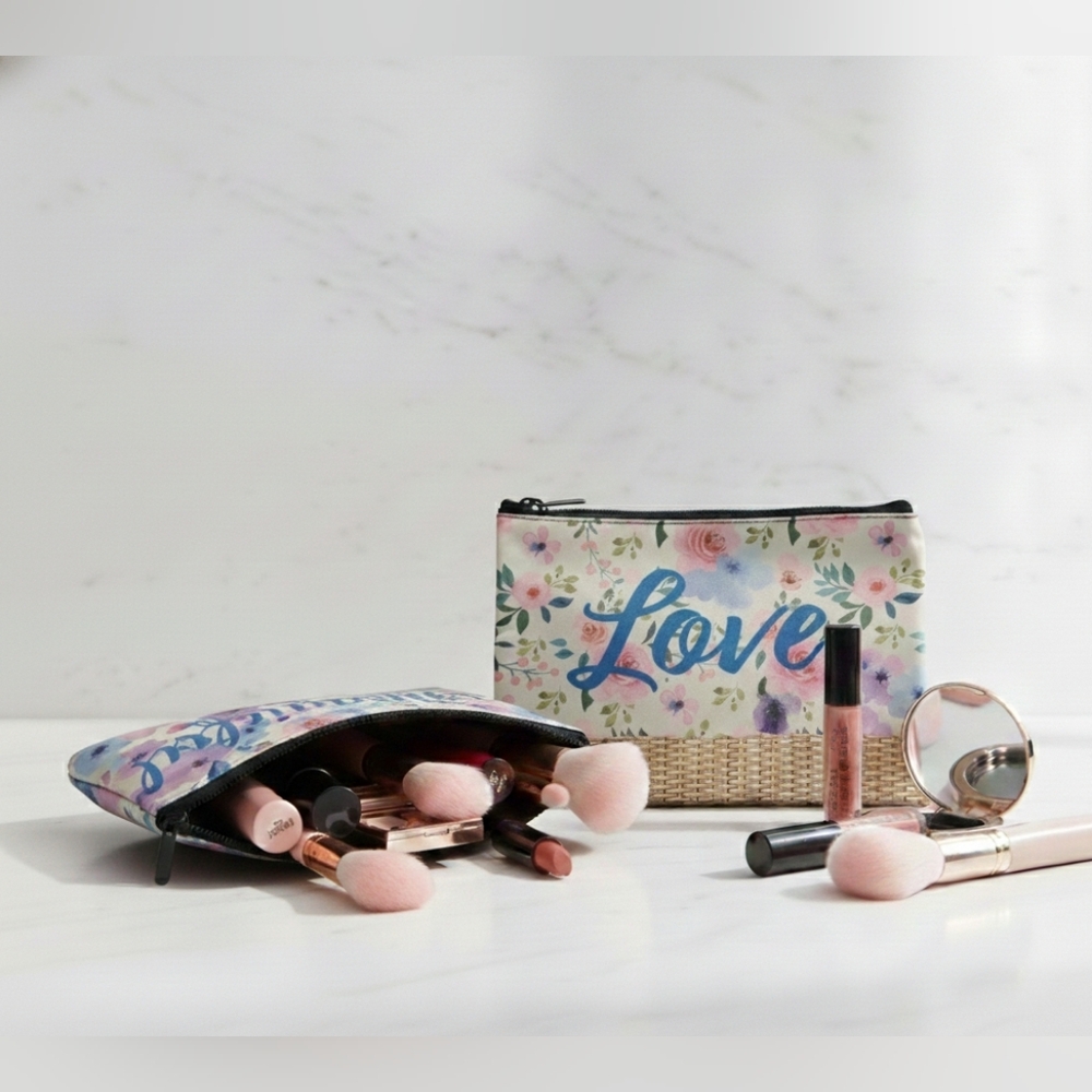 Sassy + Chic NWT 2pc Floral Boho "Love" & "Beautiful" Cosmetic Bag Bundle 🐈